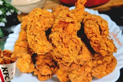 Frango frito do KFC com o segredo da casquinha mais crocante
