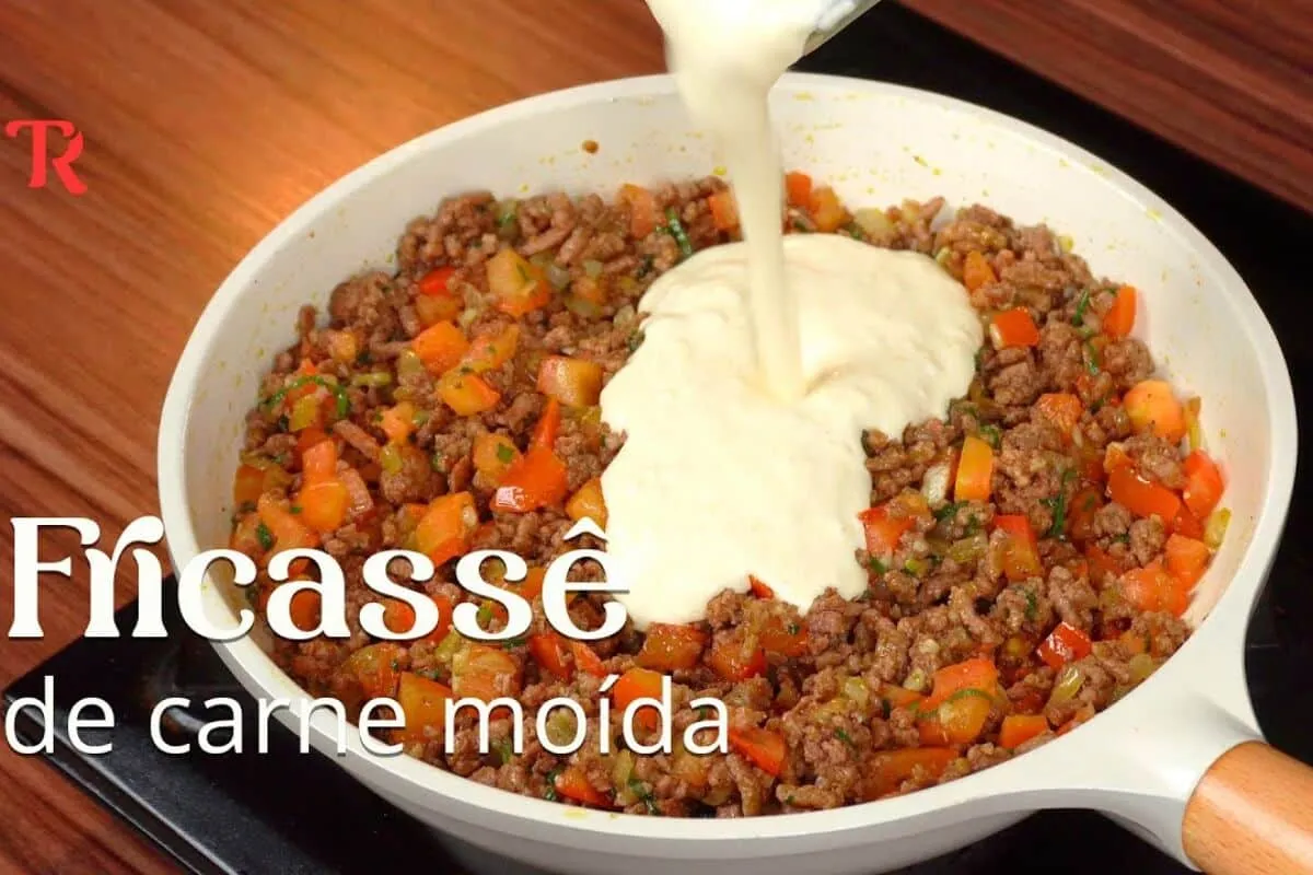 Fricassê de carne moída fácil de fazer, cremoso e ideal para