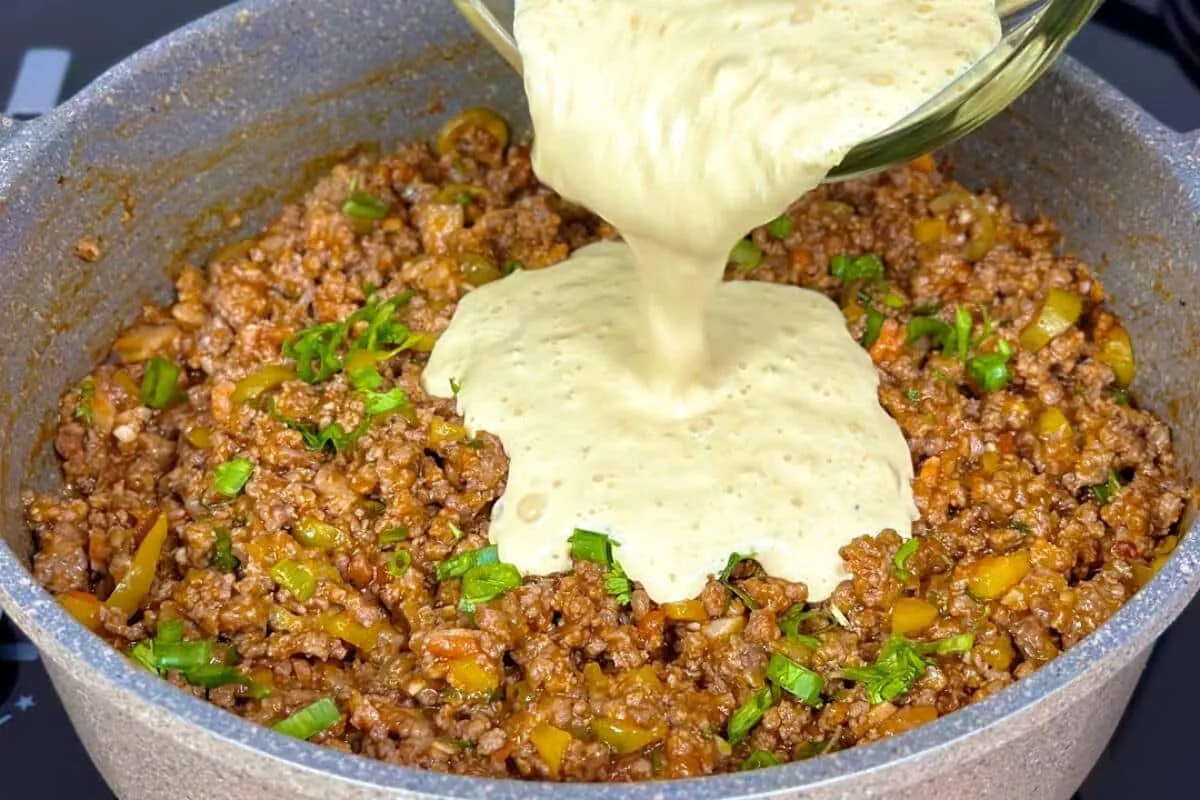 Fricassê de carne moída para preparar no jantar de hoje de u