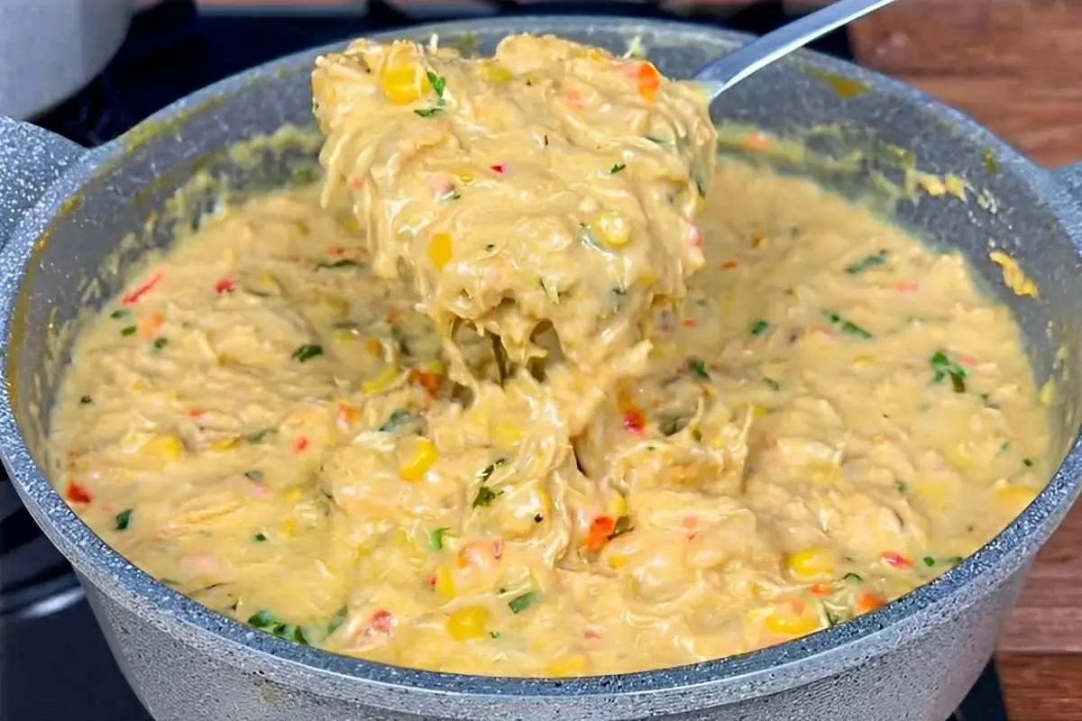 Fricassê de frango sem creme de leite: cremoso delicioso e f