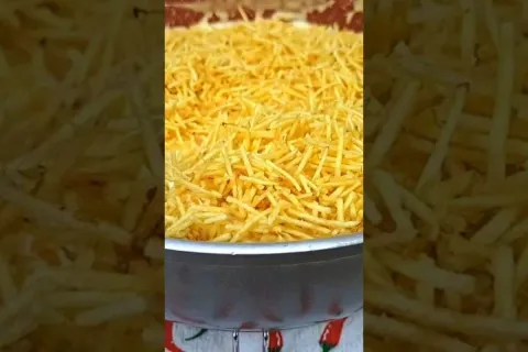 Fricassê de linguiça fácil e cremoso diferente e muito sabor