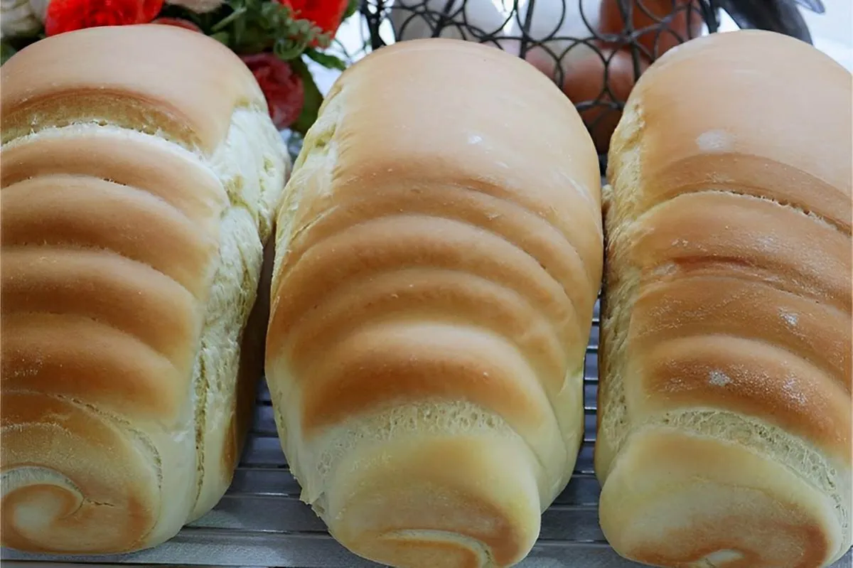 Gastei menos de 1,50 para fazer cada pão caseiro e vou mostr