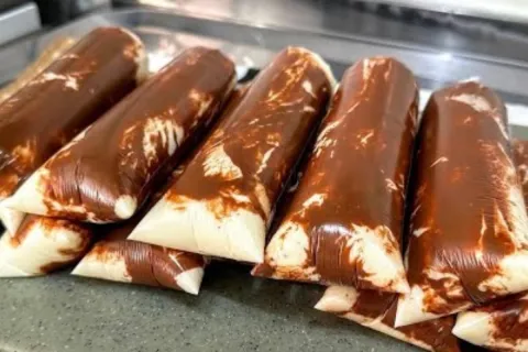 Geladinho gourmet caseiro para você se refrescar e faturar m