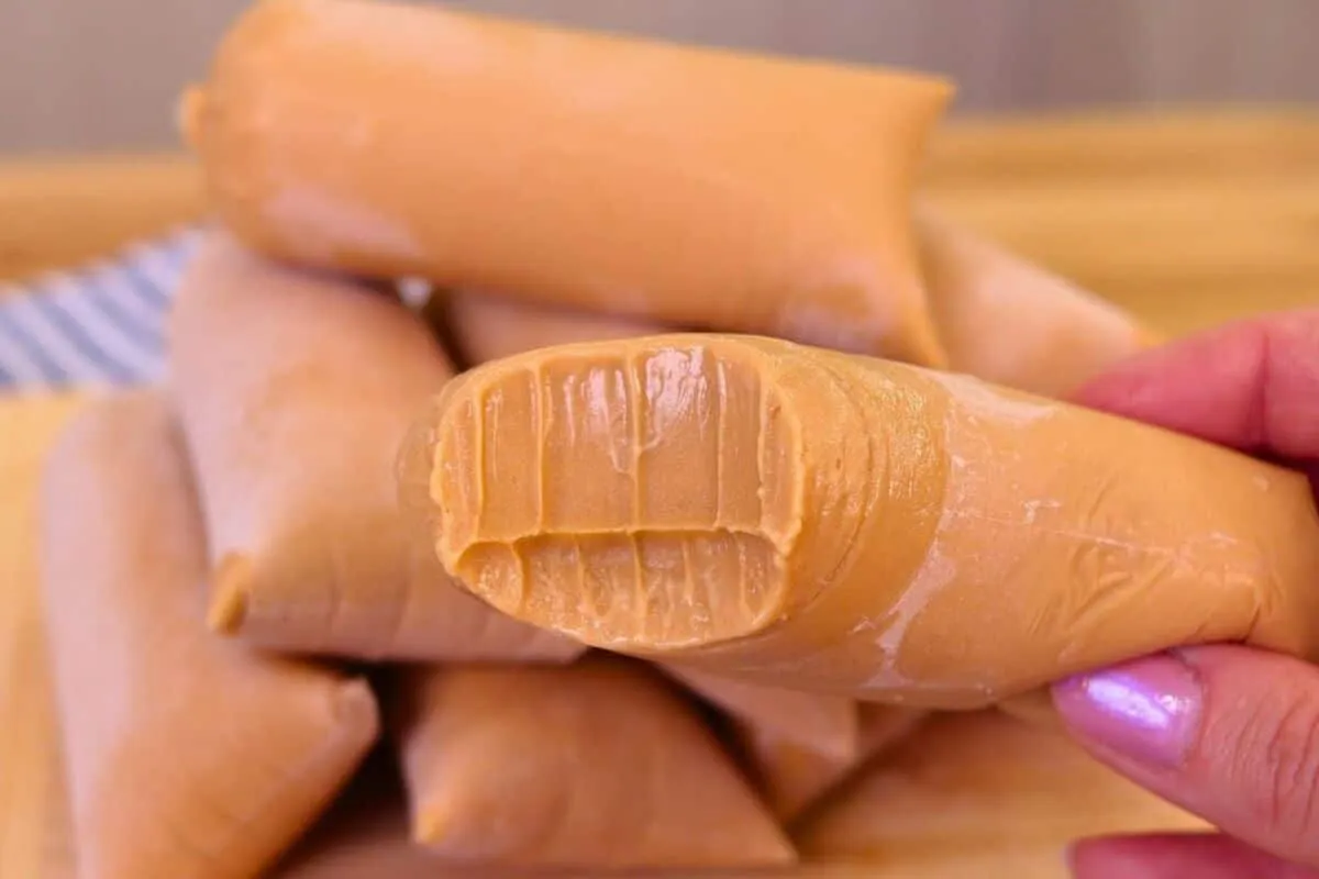 Geladinho gourmet de doce de leite cremoso com poucos ingred
