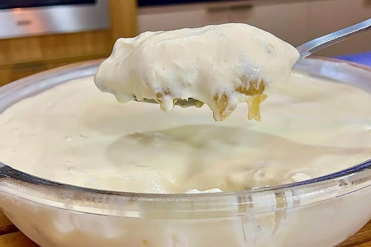 Gelado de abacaxi simples, rápido e refrescante para sobreme