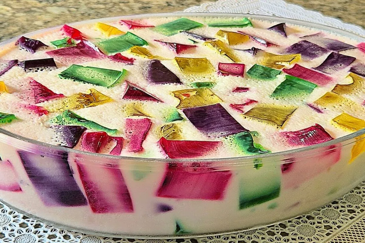 Gelatina colorida linda e deliciosa, feita de forma fácil pa