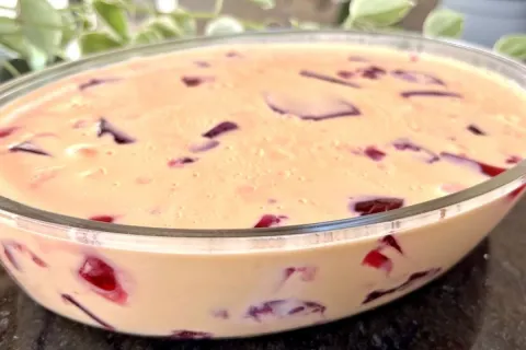 Gelatina cremosa zero açúcar: sem leite condensado ou adição