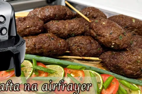 Kafta na air fryer, uma carne bem temperadinha e suculenta q
