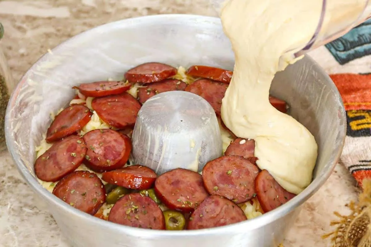 Lanche de forno com calabresa que faz o maior sucesso de tão