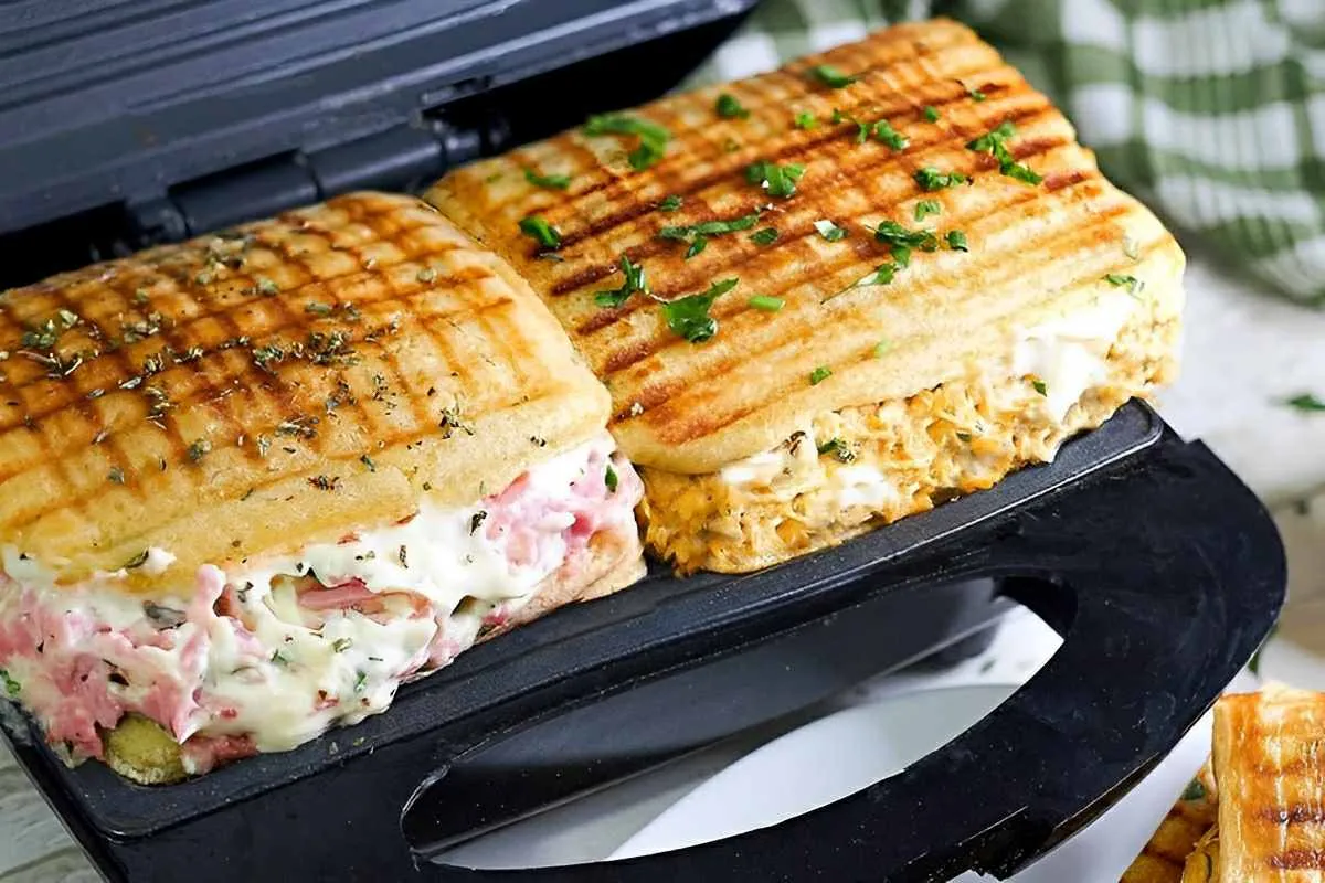 Lanche na sanduicheira prático fácil e rápido perfeito para