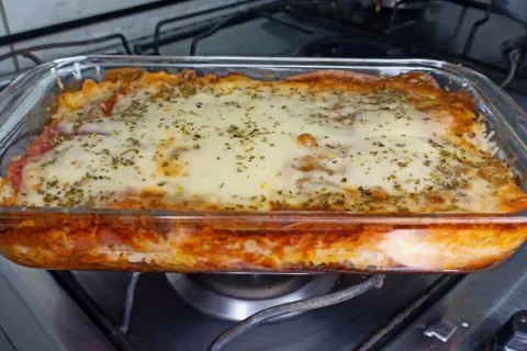 Lasanha de arroz: sua família vai adorar essa novidade no al