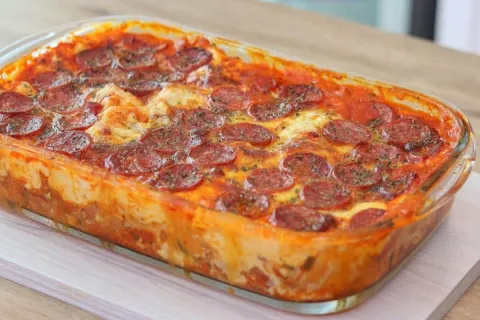 Lasanha de calabresa ao molho branco muito cremosa para você