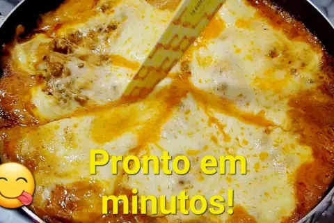 Lasanha de frigideira super cremosa e saborosa, para garanti