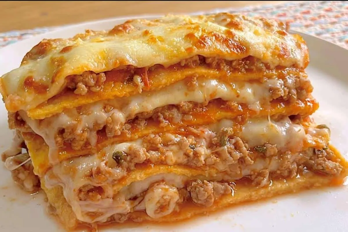 Lasanha low carb para servir no seu almoço de domingo e surp