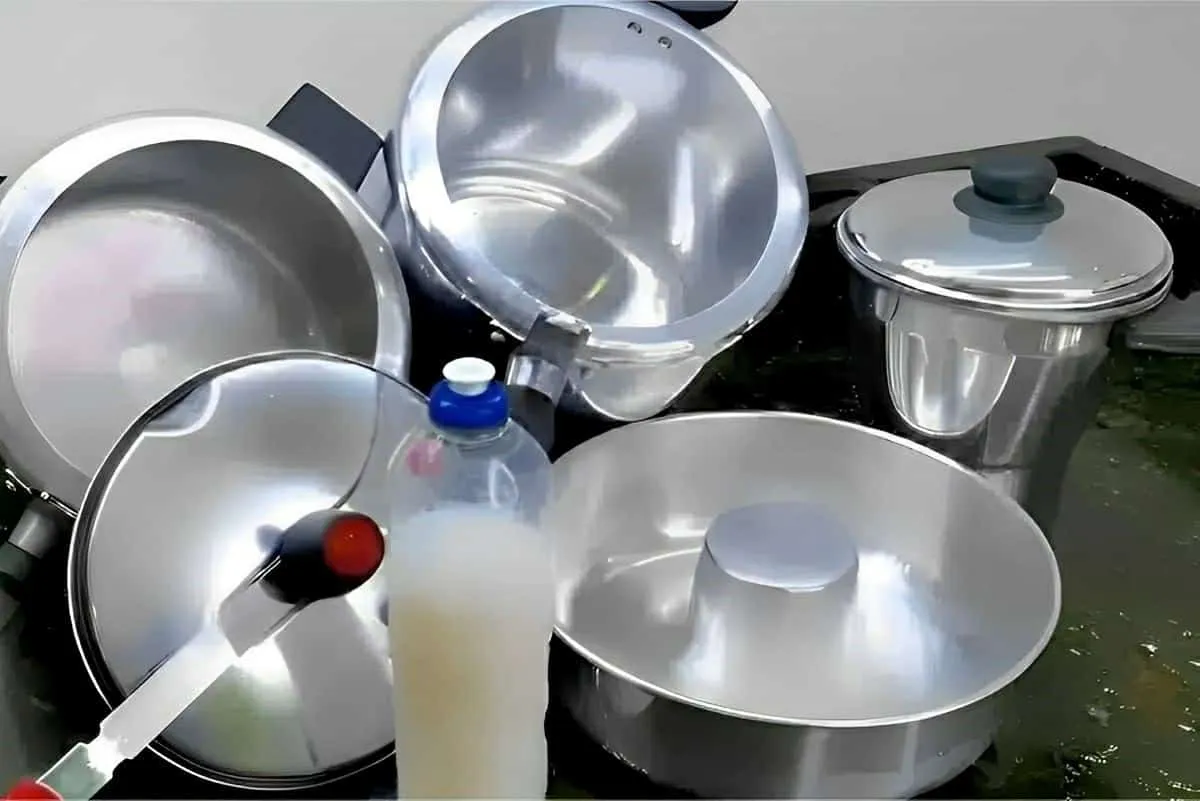 Limpa alumínio caseiro com apenas 3 ingredientes para deixar