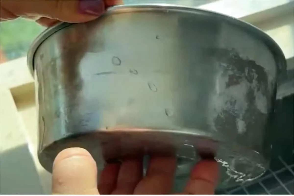 Limpa alumínio caseiro com um ingrediente secreto que você i