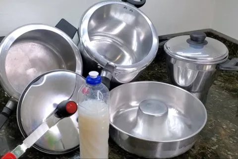 Limpa alumínio caseiro: deixa suas panelas queimadas parecen