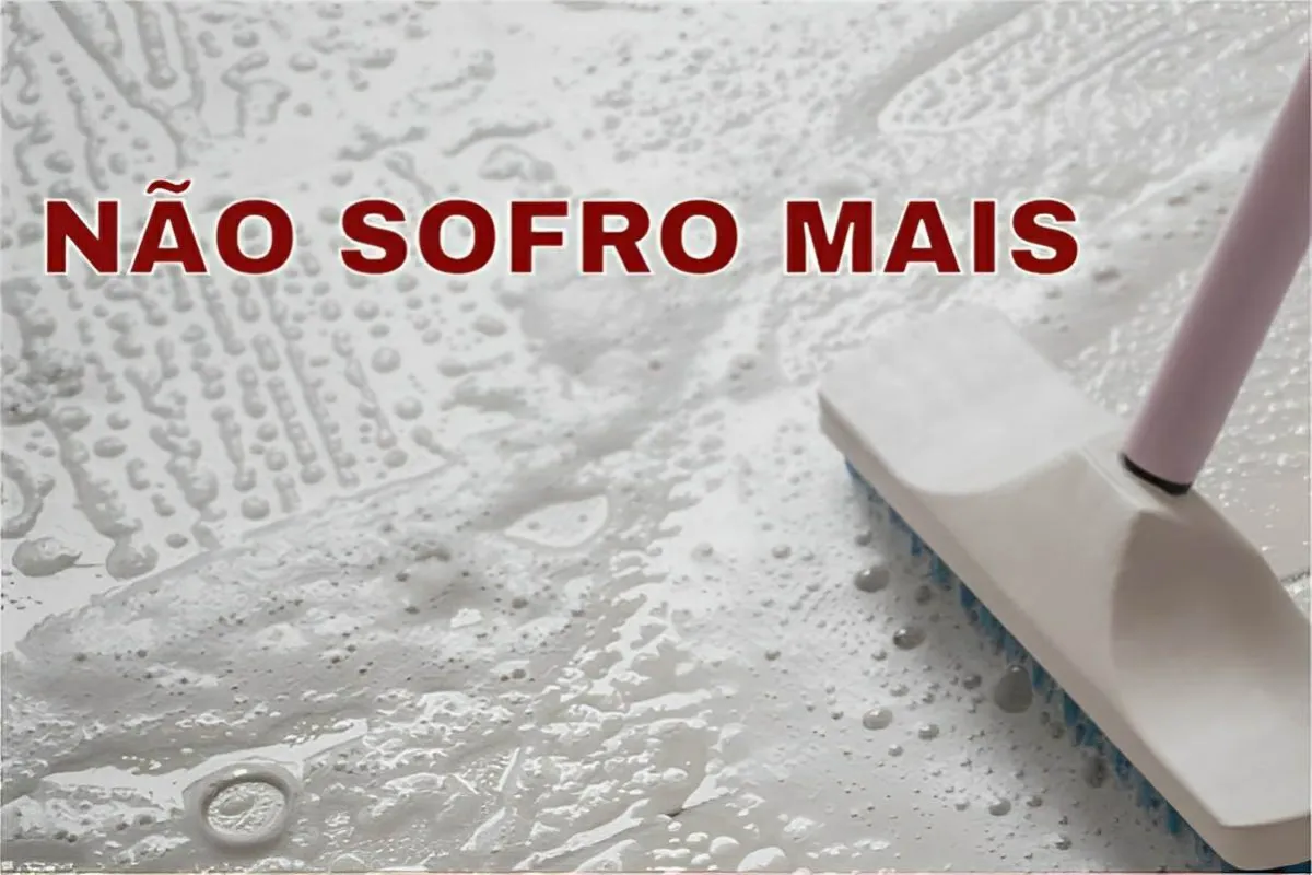 Limpa pisos caseiro com 3 ingredientes que remove até as suj