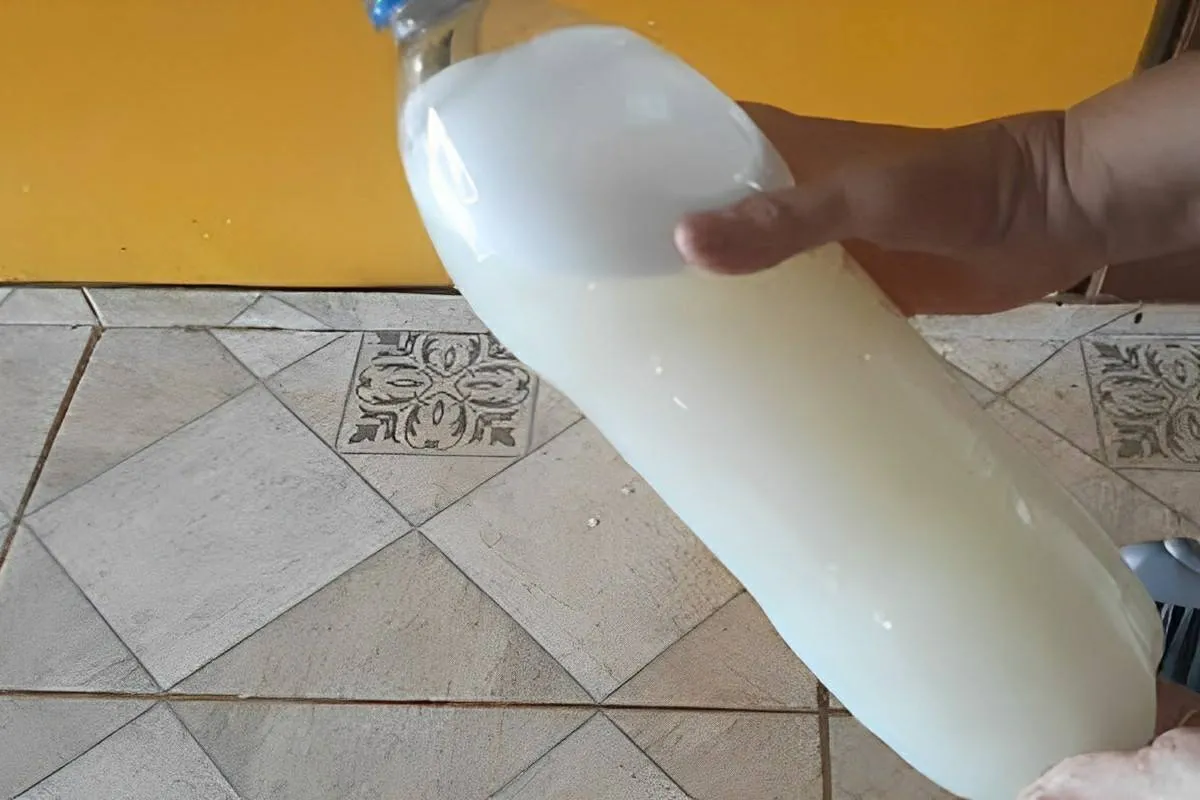 Limpa pisos e tira manchas caseiro uma misturinha caseira mu