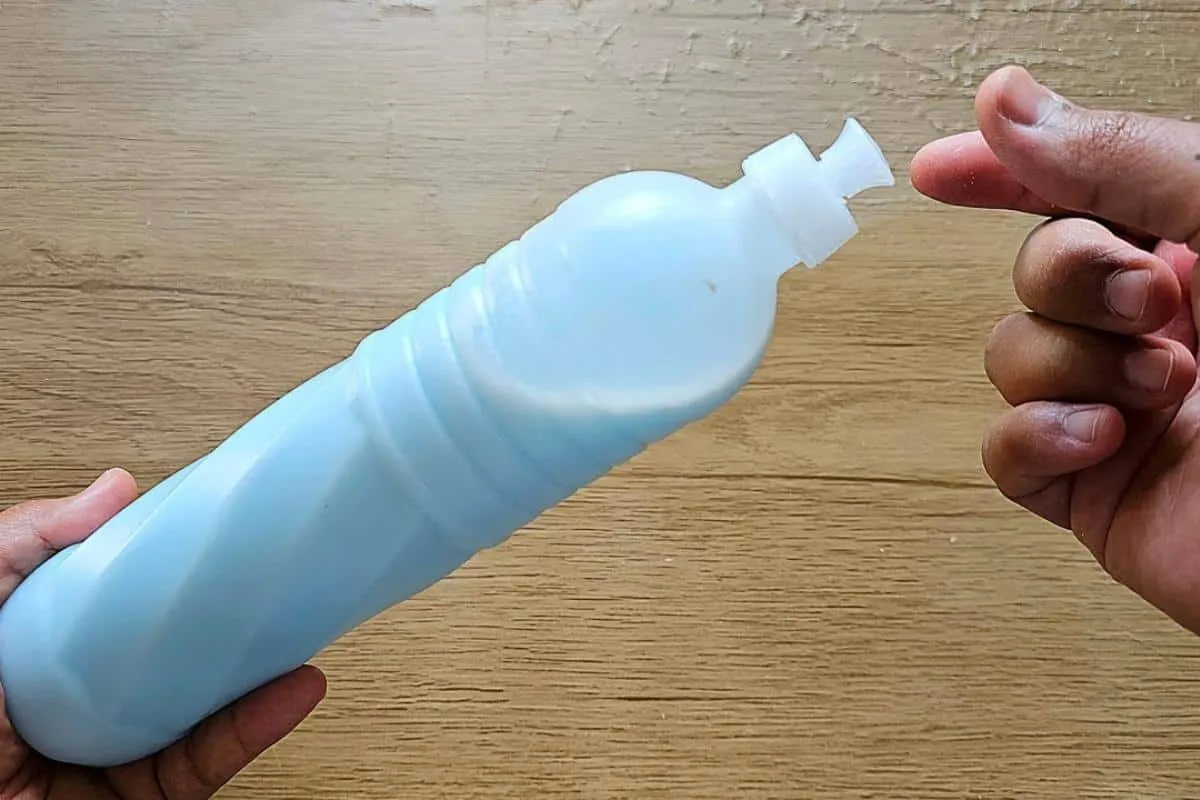 Limpador multiuso caseiro: além de limpar deixa perfumado o