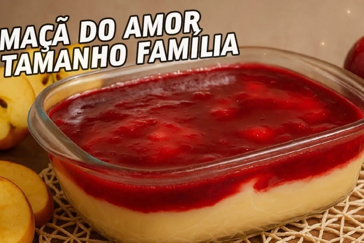 Maçã do amor na travessa com calda crocante, sobremesa linda