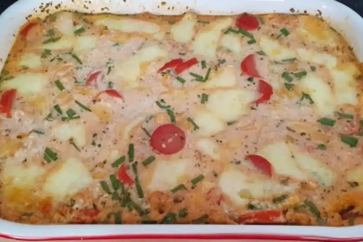 Macarrão ao forno cremoso para ser o prato principal do seu