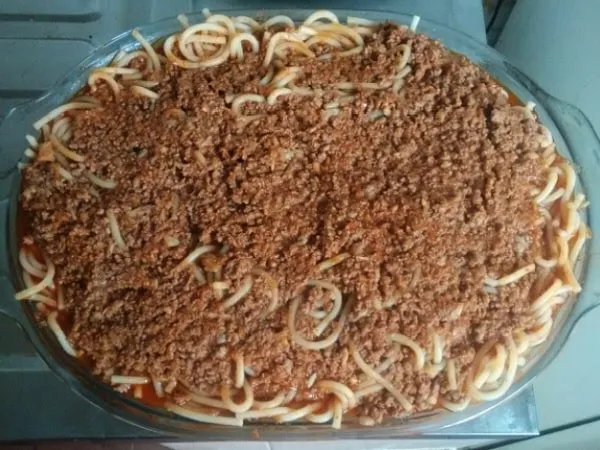 Macarrão com Molho de Carne Moída