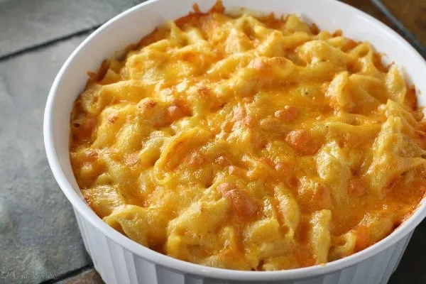 Macarrão com Queijo (Mac and Cheese)