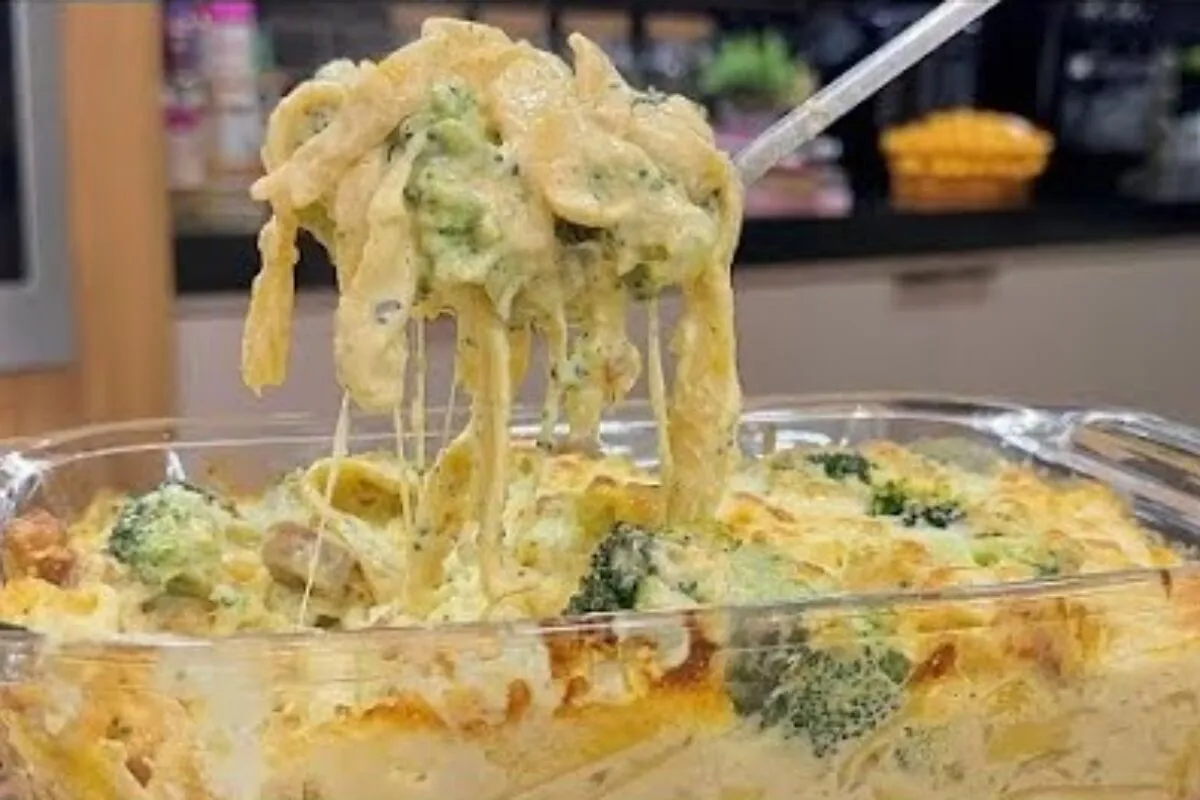 Macarrão cremoso com bacon como você nunca viu: receita rápi