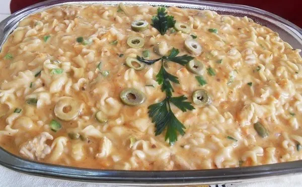 Macarrão Cremoso de Frango
