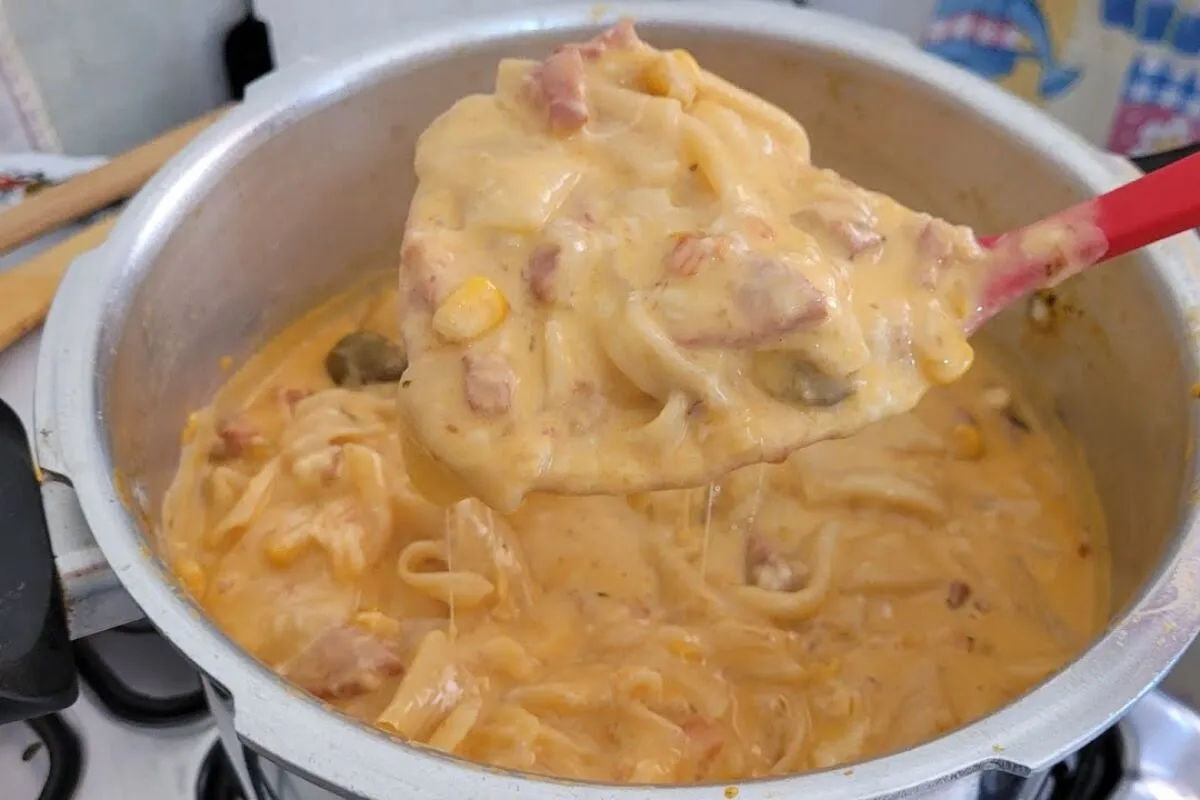Macarrão cremoso de panela de pressão: uma receita deliciosa