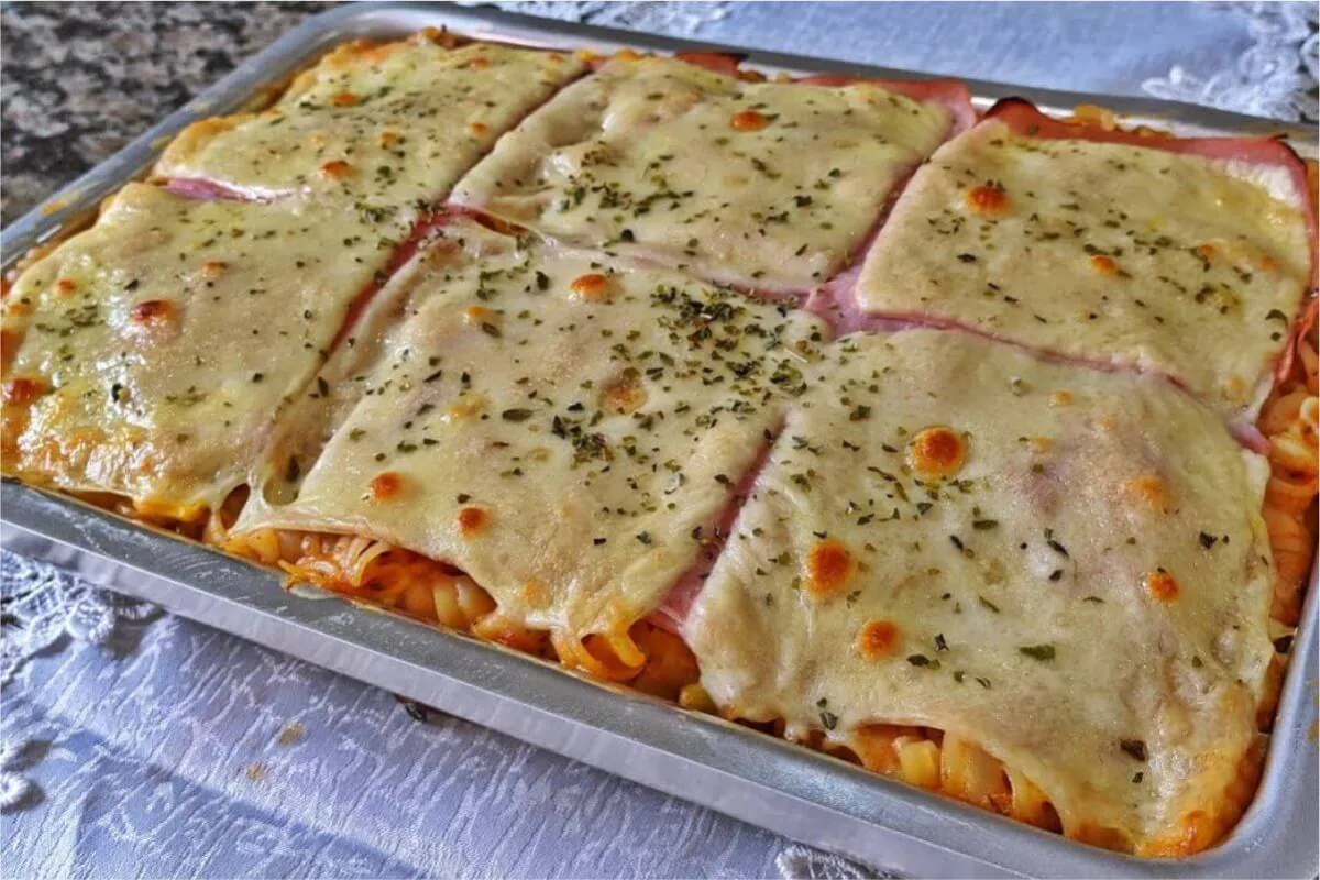 Macarrão de forno super saboroso para você fazer um almoço f