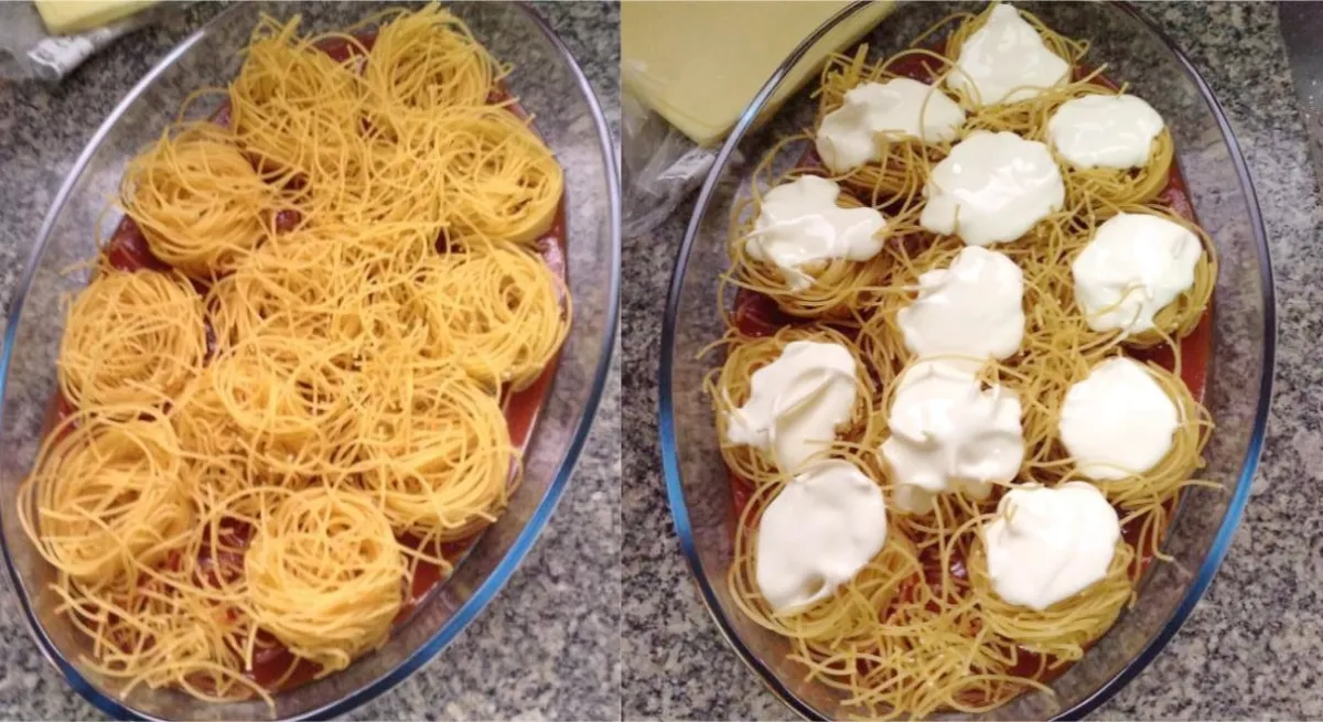 Macarrão de preguiçoso basta colocar os ingredientes na trav
