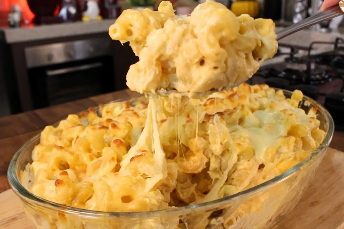 Macarrão Mac Cheese incrivelmente cremoso, um   prato saboro