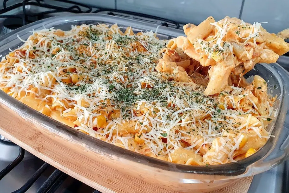 Macarrão na panela de pressão super cremoso e fácil, uma ref