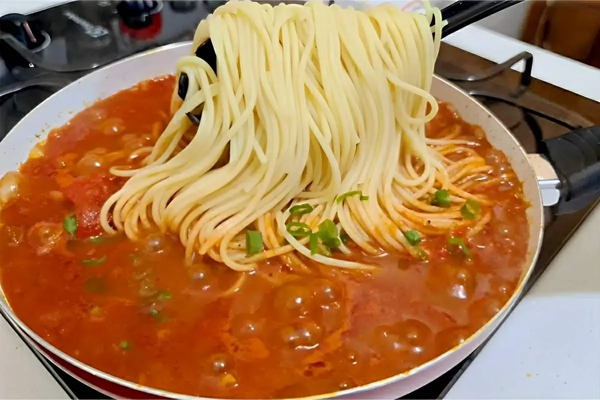 Macarrão rápido que aprendi com chef de restaurante italiano