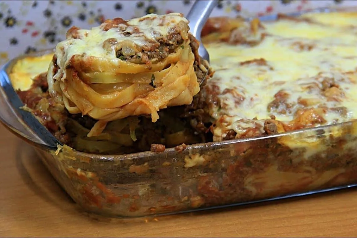 Macarronada cremosa que fica irresistível: não precisa de ou