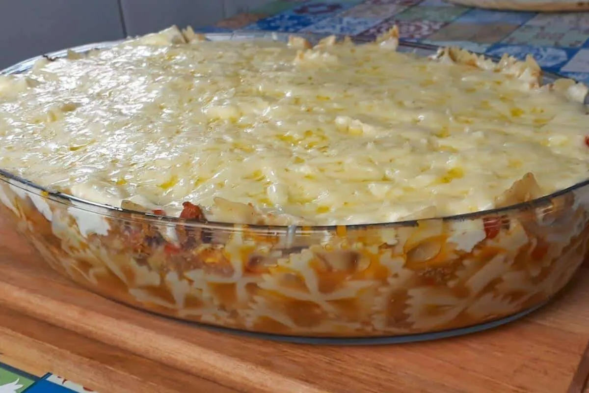 Macarronada de carne moída para reunir sua família em volta