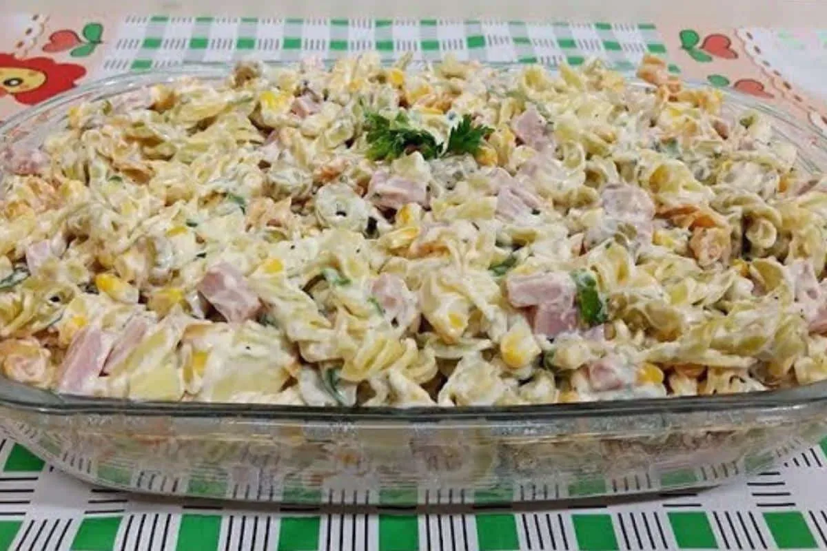 Macarronese muito cremosa para você servir em qualquer dia d