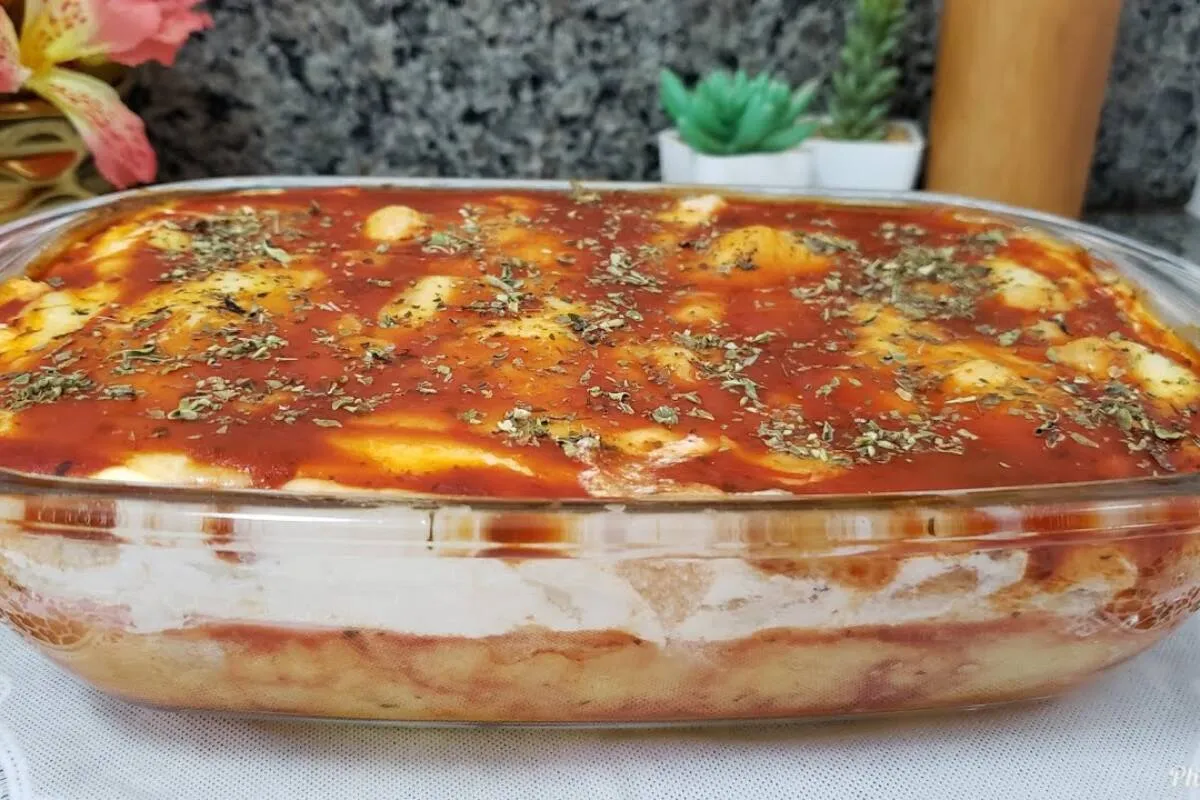 Mandioca no forno para você fazer gastando pouco e sem muito