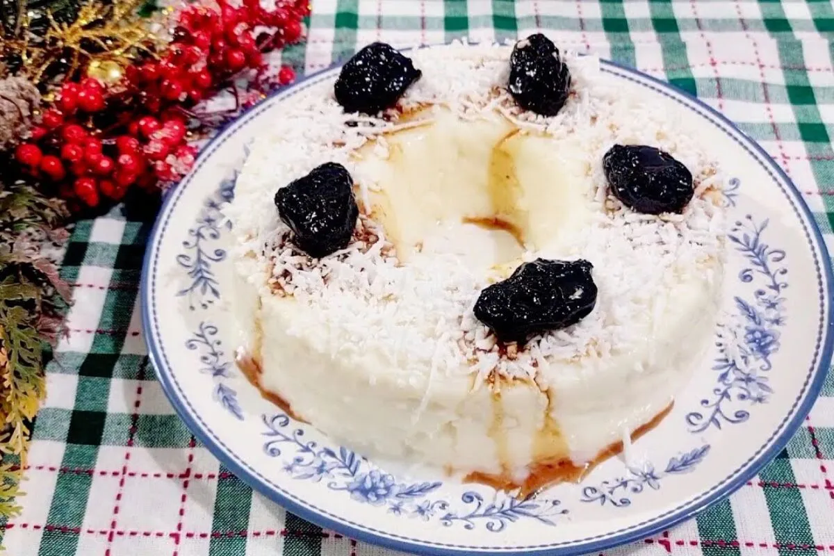 Manjar de coco cremoso e geladinho que não pode faltar na so