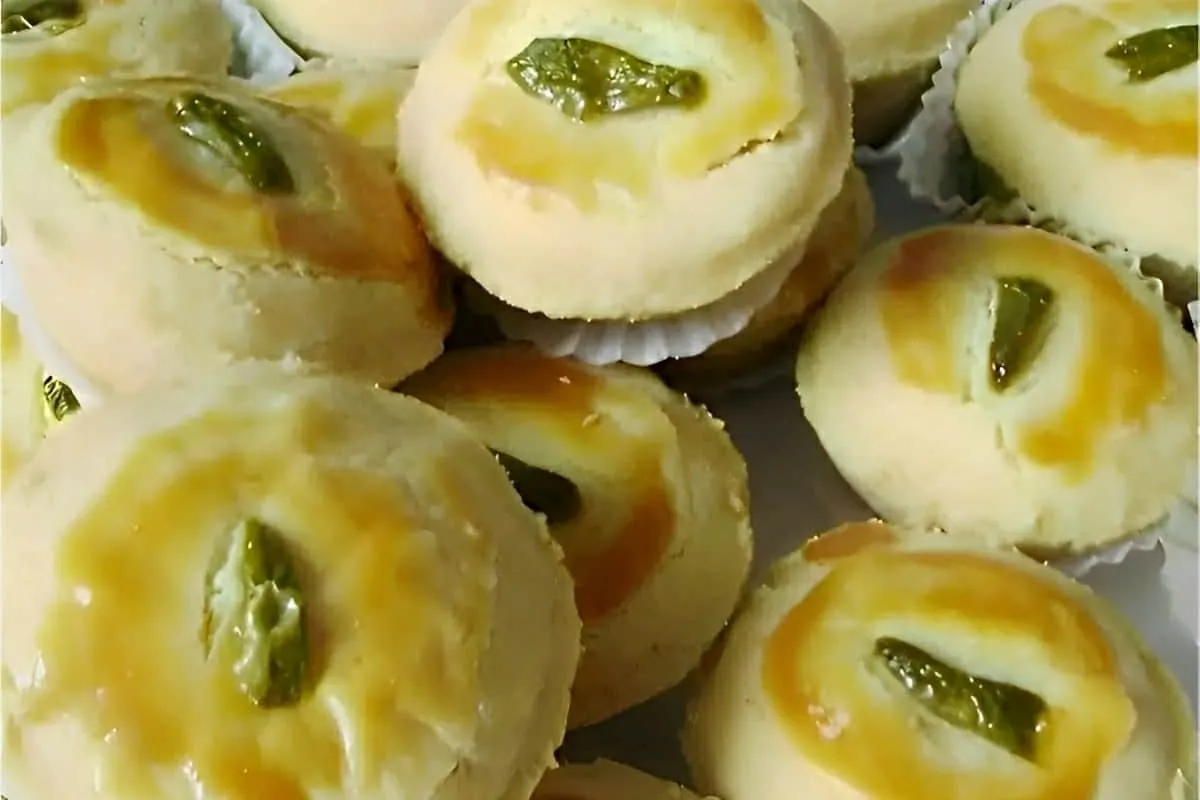 Massa de empada com 3 ingredientes simples fácil de fazer e