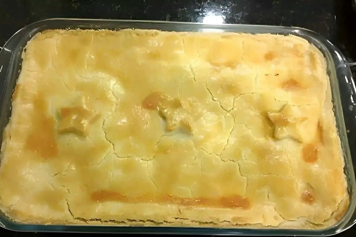 Massa de empada com 4 ingredientes muito fácil de fazer e de