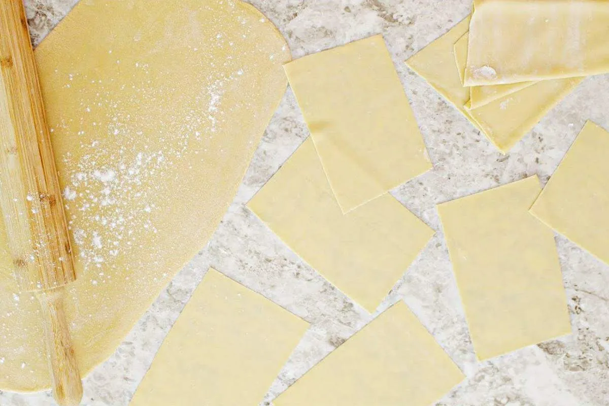 Massa de lasanha caseira você pode fazer já para o almoço ou