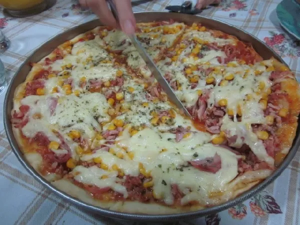 Massa de Pizza Fácil com 3 Ingredientes