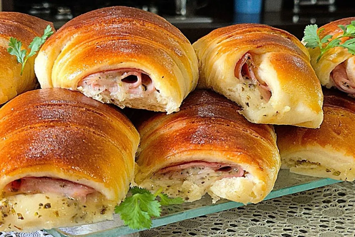 Massa para salgado assado fácil e deliciosa que serve para vários recheios