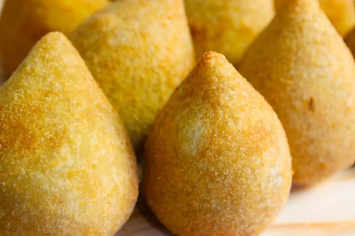 Massa para salgado frito para você aprender o ponto certinho