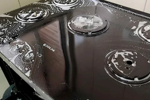 Mistura caseira para limpar o fogão com apenas 3 ingrediente