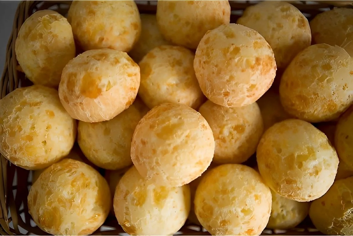 Misture esses 3 ingredientes e faça um delicioso pão de quei