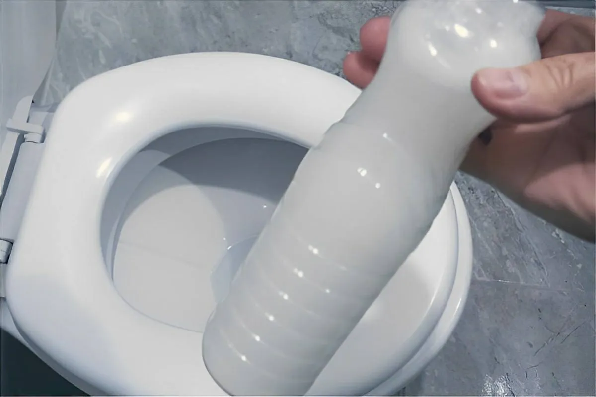 Misturinha caseira para limpar banheiro sem esforço uso para